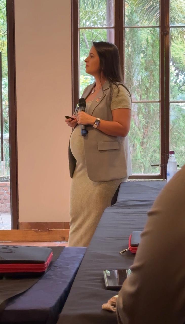 Nutrição gestacional para grávidas - acompanhamento por trimestre
